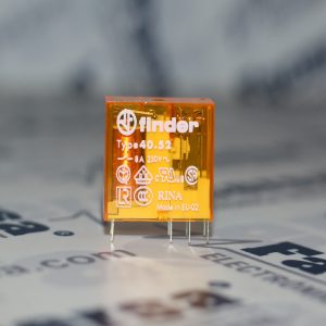 MINI RELE 40.52.8.230.0000 FINDER (230VAC 8 PINES)