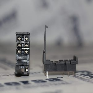 P2R-08P OMRON (RELE SOCKET: G2R-2-S)